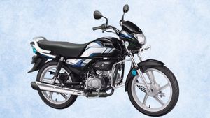 मात्र 10 हजार में घर लाएं ये सस्ती मोटरसाइकिल; फुल टैंक में दौड़ेगी 700 KM! EMI 2 हजार से भी कम