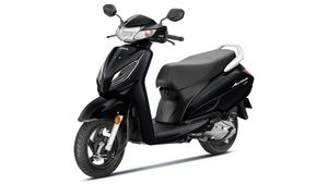 50 Km माइलेज, डिजिटल डिस्प्ले और मॉडर्न लुक! Honda के इस किफायती स्कूटर को दनादन खरीद रहे लोग