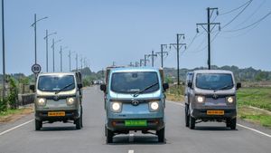 750 KG पेलोड कैपेसिटी, 155 KM रेंज और कार जैसा केबिन! आ गया देश का सबसे सस्ता पिक-अप, कीमत मात्र 3.99 लाख