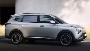 7 एयरबैग, 360 डिग्री कैमरा और ADAS! एंट्री को तैयार हैं ये 7-सीटर गाड़ियां; शुरुआती कीमत मात्र 6.25 लाख