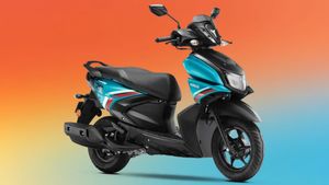 मार्केट में दनादन बिक रहा Yamaha का ये Hybrid Scooter, कीमत मात्र  73,430 रुपये से शुरू