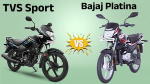 Bajaj Platina Vs TVS Sport: GST कट के बाद कौन-सी मोटरसाइकिल मिडिल क्लास के लिए बेस्ट? जानें नई कीमत और  खासियत