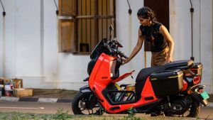 सर्दियों में ऐसे रखें  अपने Electric Scooter का ध्यान, पूरे सीजन काम आएंगे ये 5 जरूरी टिप्स 