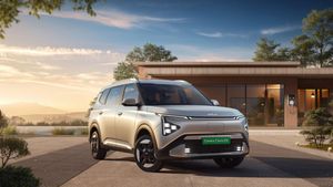 Kia Carens Clavis EV नए HTX E और HTX E [ER]  वेरिएंट में लॉन्च, कीमत ₹19.99 लाख से शुरू