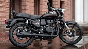 GST Cut के बाद मात्र ₹1,62,161 की हो गई Bullet 350; कीमत घटते ही टूट पड़े ग्राहक! दोगुनी हुई सेल 