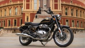 EICMA 2025 में Royal Enfield Bullet 650 की धमाकेदार एंट्री! पावरफुल इंजन के साथ इन फीचर्स से लैस