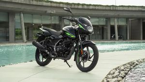 ये है Bajaj Pulsar का सबसे सस्ता मॉडल; मात्र ₹5000 देकर लाएं घर, माइलेज 55 Kmpl और EMI सिर्फ ₹3,349