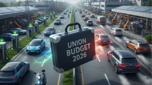 Budget 2026: सस्ती होंगी इलेक्ट्रिक कारें..नई सब्सिडी की उम्मीद! ऑटो सेक्टर को बजट से क्या उम्मीदें?  