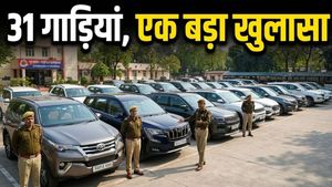 दिल्ली में लग्जरी गाड़ियों का बड़ा खेल: 31 कारों के साथ पकड़ा गया हाई-टेक गैंग