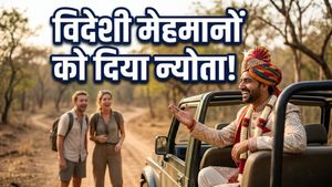 सफारी जीप से विदेशी पर्यटकों को दिया शादी का न्योता: गुजराती दूल्हे का यह अंदाज जीत लेगा दिल!