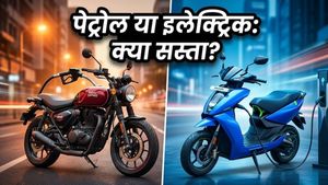 पेट्रोल के दाम और EMI का गणित: क्या अब पेट्रोल बाइक छोड़ इलेक्ट्रिक स्कूटर लेना ही है समझदारी?