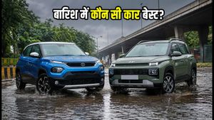 दिल्ली की बारिश में फंसी गाड़ी? जलभराव वाले रास्तों के लिए टाटा पंच या हुंडई एक्सटर, कौन है असली विनर?
