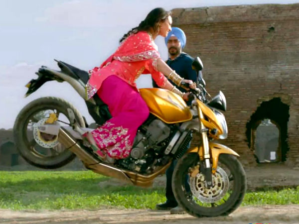 डॉटर ऑफ शॉर्टगन, सोनाक्षी की सवारी