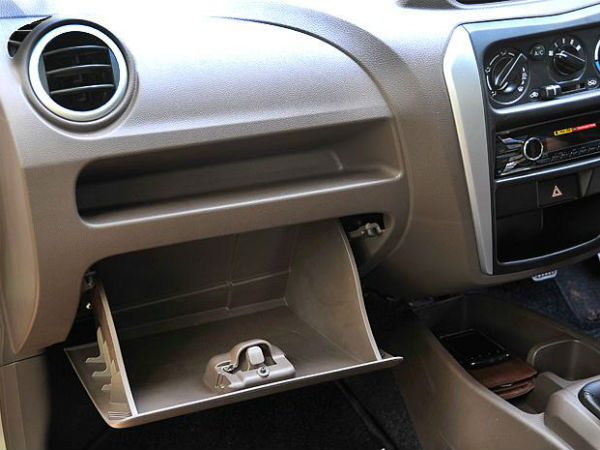 मारूति सुजुकी अल्‍टो 800 का इंटीरियर