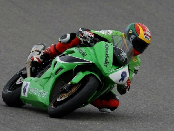 वर्ल्‍ड रेसिंग चैंपियनशिप पर धोनी की नजरें