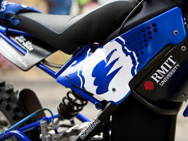 हवा से चलने वाली मोटरसाइकिल हवा से चलने वाली मोटरसाइकिल