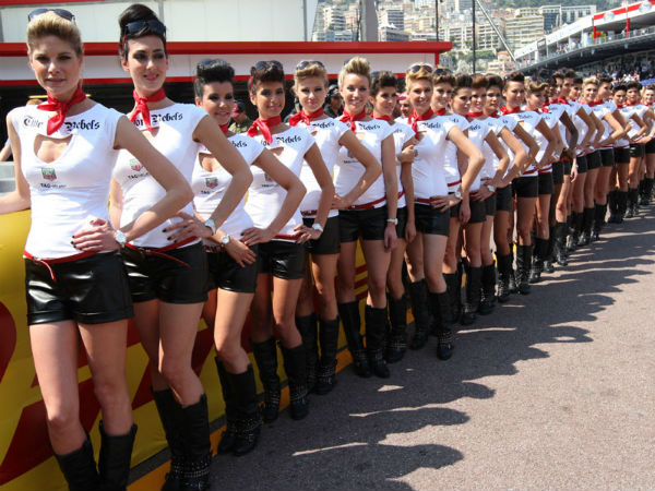 2012 एफ1 रेस की हॉट ग्रीड गर्ल्‍स 