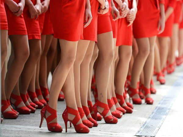 2012 एफ1 रेस की हॉट ग्रीड गर्ल्‍स 