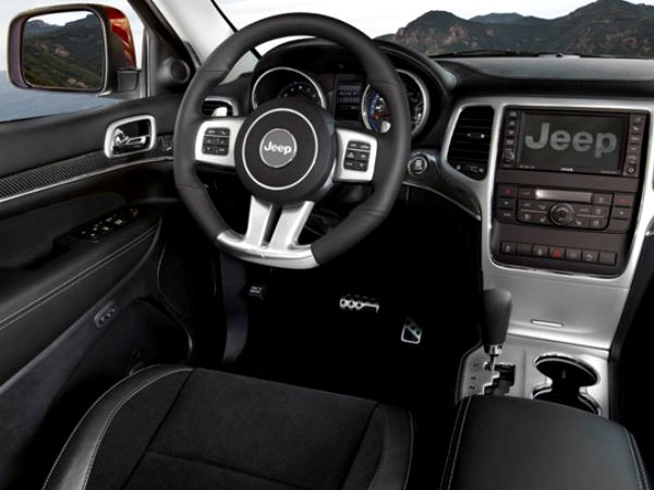 जीप ग्रांड चेरोकी