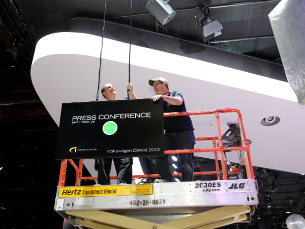 डेट्रॉइट ऑटो शो की तैयारी जोरों पर