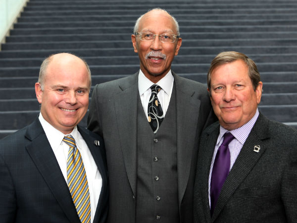 डेट्रॉइट ऑटो शो की तैयारी जोरों पर