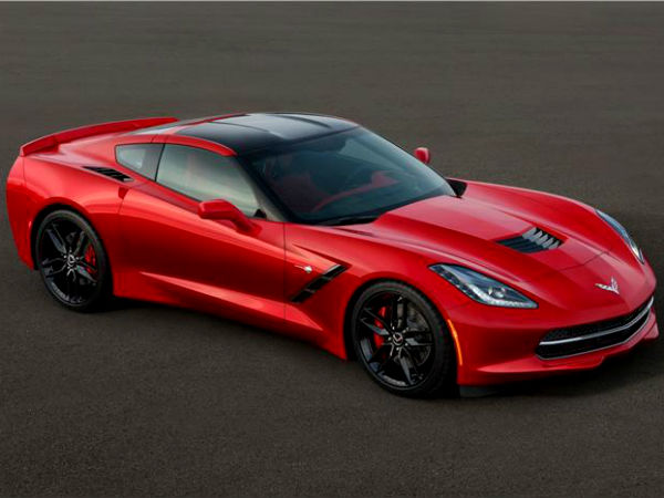 शेवरले कॉरवेट स्टिंग्रे डेट्रॉइट ऑटो शो में पेश