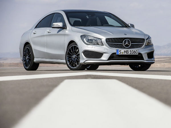 मर्सडीज बेंज सीएलए 250 पेश