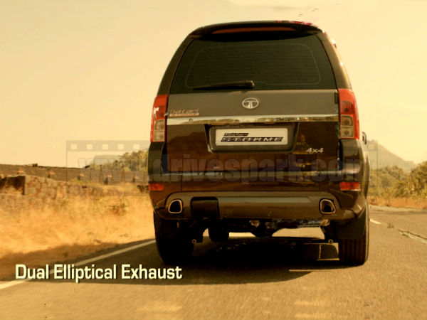 टाटा सफारी स्‍टॉर्म का रियर लुक 