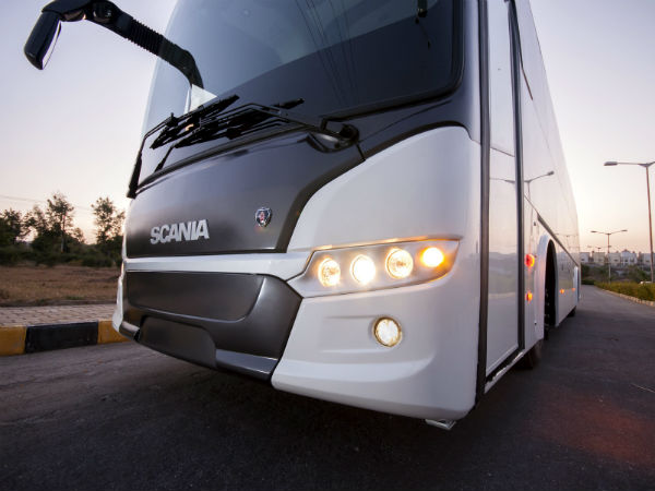 स्‍कैनिया की सुपरलग्‍जरी बस मेट्रोलिंक