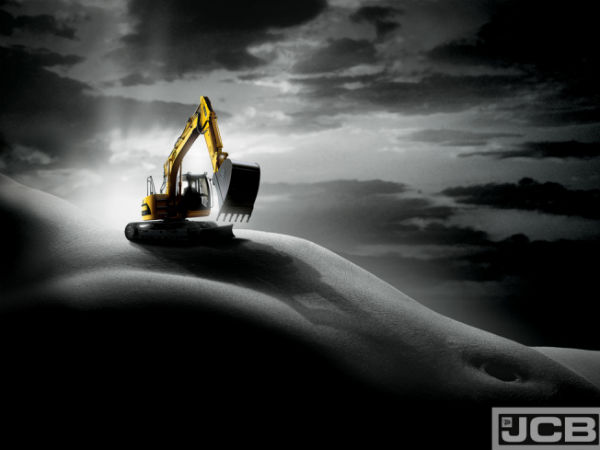 जेसीबी का हॉट कैलेंडर 