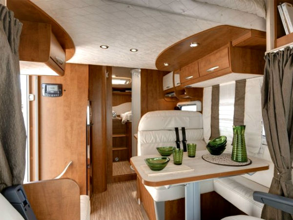 जेसीबीएल का लग्‍जरी मोटर होम हुआ पेश 