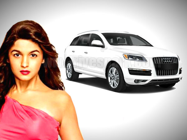 इस सेक्‍सी कार से चलती हैं हॉट आलिया 