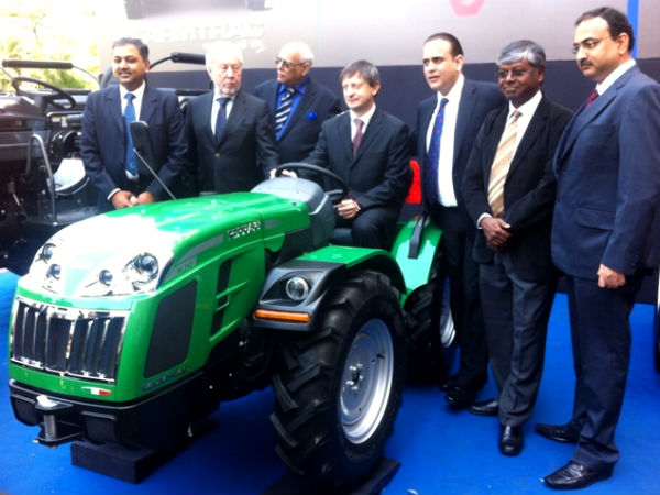  कार के बाद देश की सड़क पर अब फेरारी का ट्रैक्‍टर 