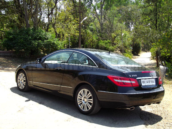 मर्सडीज बेंज ई 350 कूपे एक शानदार लग्‍जरी अहसास 