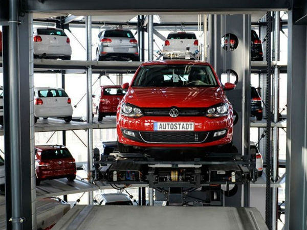 इस कार पार्किंग टॉवर को देख आपके होश उड़ जायेंगे इस कार पार्किंग टॉवर को देख आपके होश उड़ जायेंगे