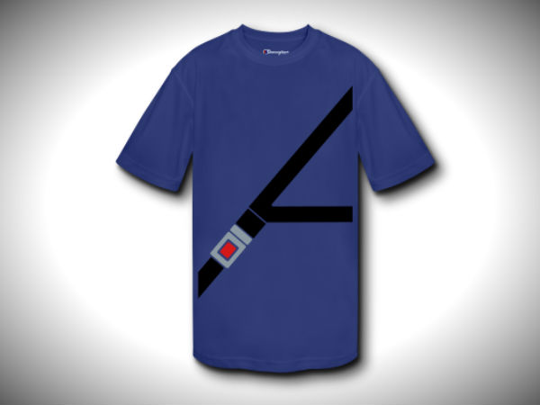 ट्रैफिक पुलिस को धड़ल्‍ले से बेवकूफ बना रहीं हैं ये टी-शर्टें