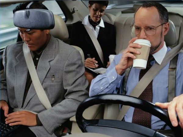 कार पूलिंग करें और पेट्रोल की चिंता से मुक्ति पायें 