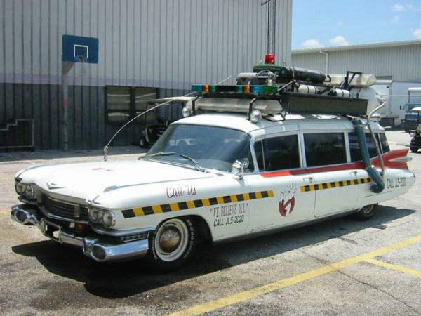 हॉलीवुड फिल्‍मों की टॉप 5 कारें 