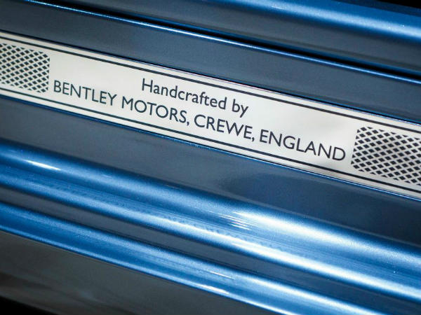 बेंटले की पहली एसयूवी, लान्‍च से पहले हैरतंगेज बुकिंग 