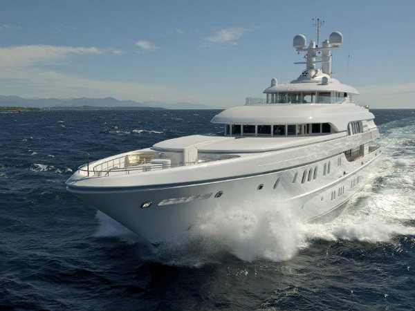 दुनिया की सबसे बड़ी नाव 