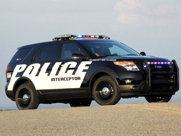 दुबई पुलिस का शानदार कार कलेक्‍शन: फोर्ड एक्‍सप्‍लोरर