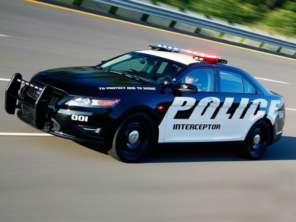 दुबई पुलिस का शानदार कार कलेक्‍शन: फोर्ड टॉरस