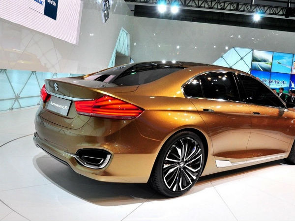 सुजुकी ने पेश किया ऑथेंटिक्‍स कॉन्‍सेप्‍ट कार 