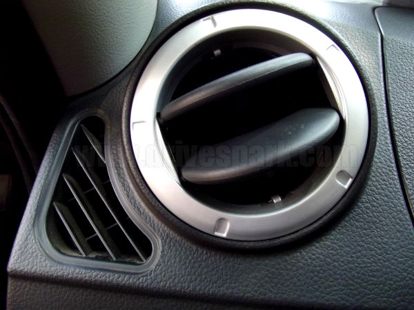 टेस्‍ट ड्राइव रिव्‍यू • महिन्‍द्रा रीवा ई2ओ फ्यूचर मोबिलिटी