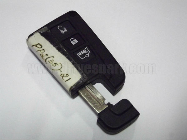 टेस्‍ट ड्राइव रिव्‍यू • महिन्‍द्रा रीवा ई2ओ फ्यूचर मोबिलिटी