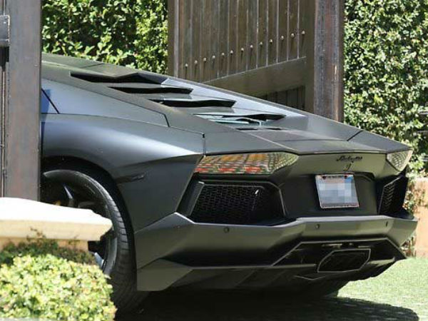 किम कार्डिशियन के ब्‍वॉयफ्रैंड केने वेस्‍ट की कार हुई दुर्घटनाग्रस्‍त 