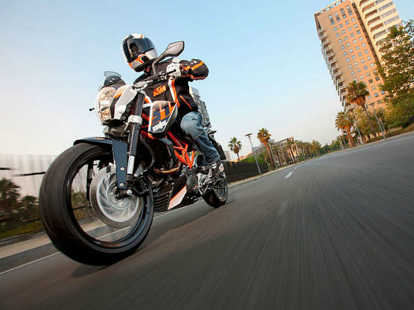 केटीएम ड्यूक 390 