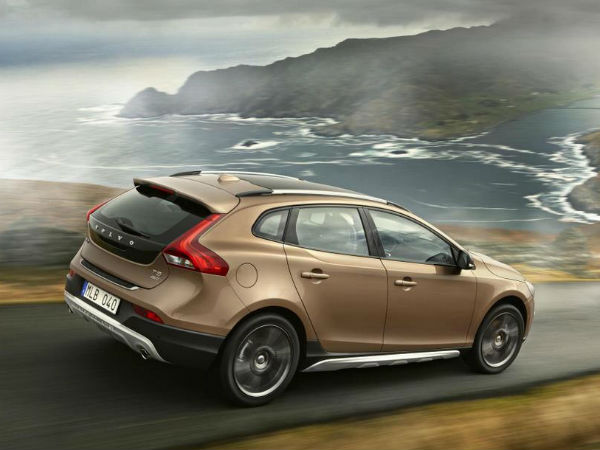 अपने आप पार्क होती है वोल्‍वो की यह शानदार कार