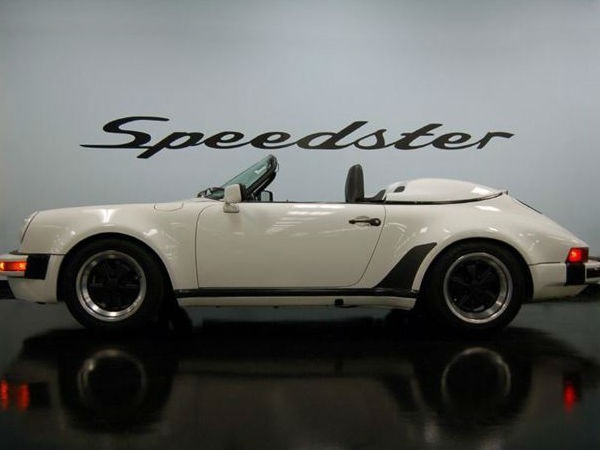 प्‍लेब्‍वॉय बेब्‍स और शानदार कारें: 1989 