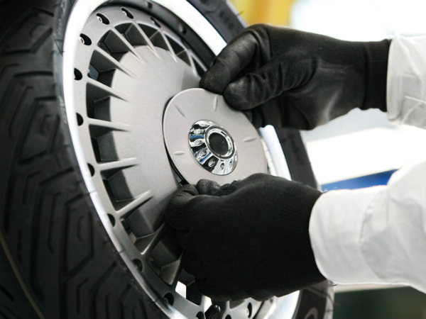 वेस्‍पा पेश करेगा यह बेहतरीन स्‍कूटर, कीमत 7 लाख रुपये 